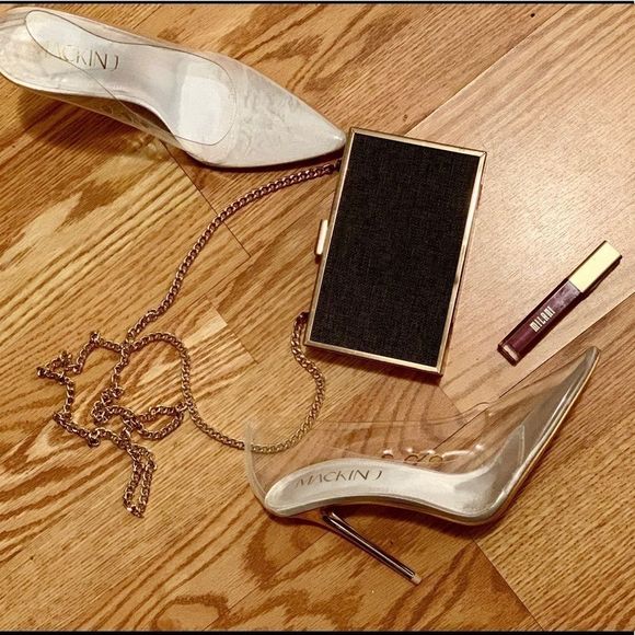 H&M Handbags - Clutch and crossbody